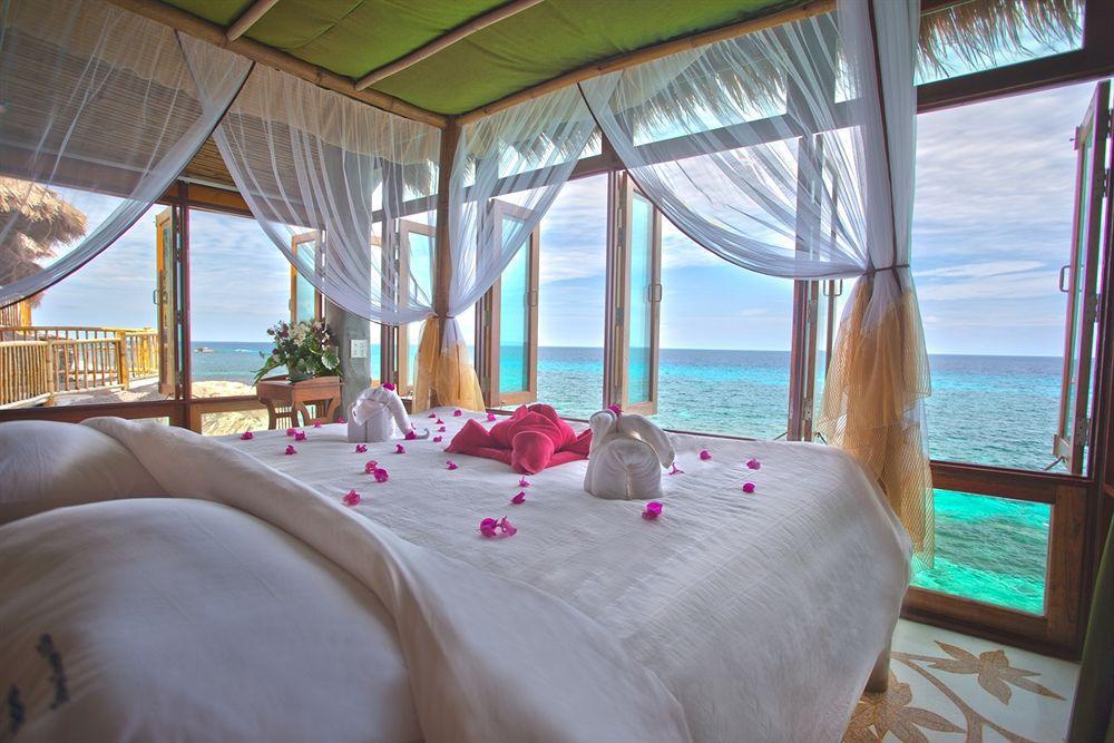 Koh Tao Bamboo Huts Hotel Exterior photo