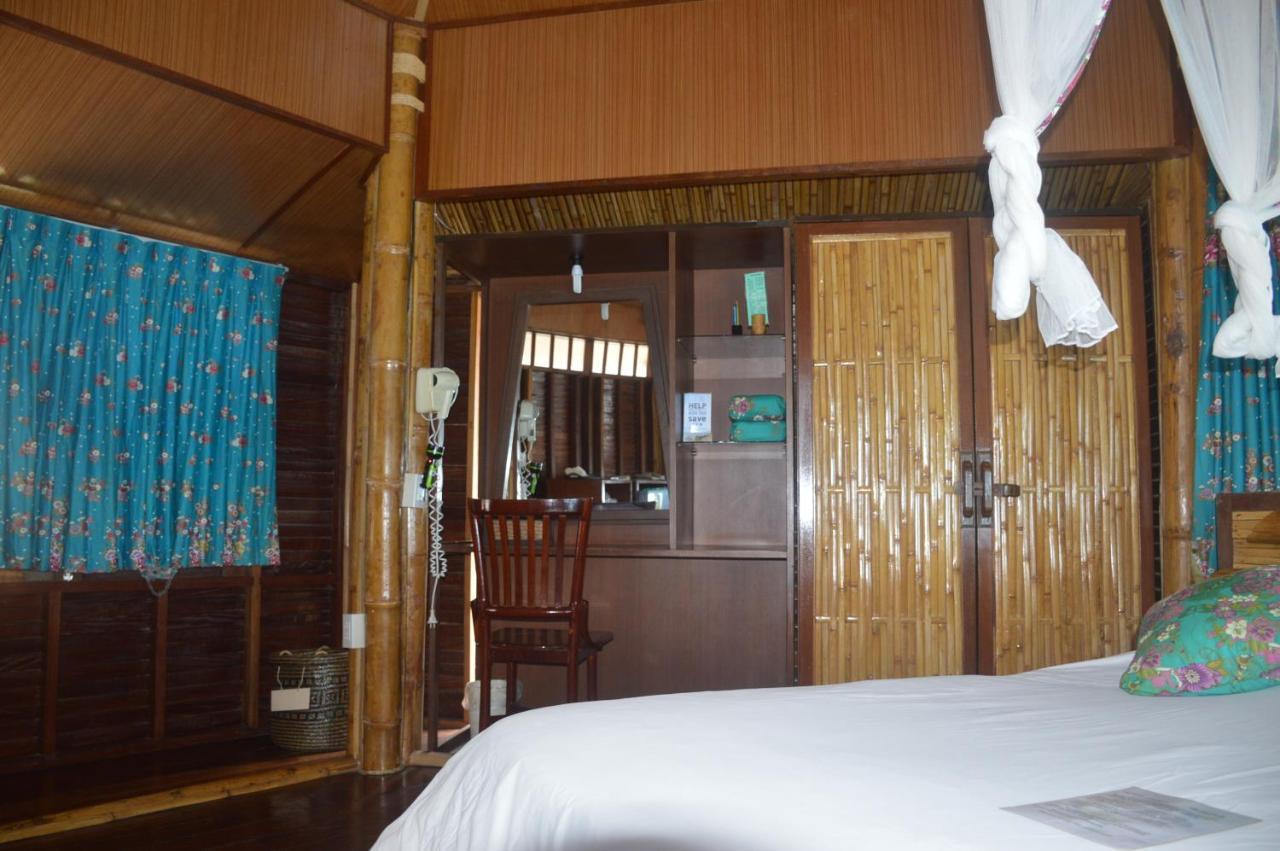 Koh Tao Bamboo Huts Hotel Exterior photo